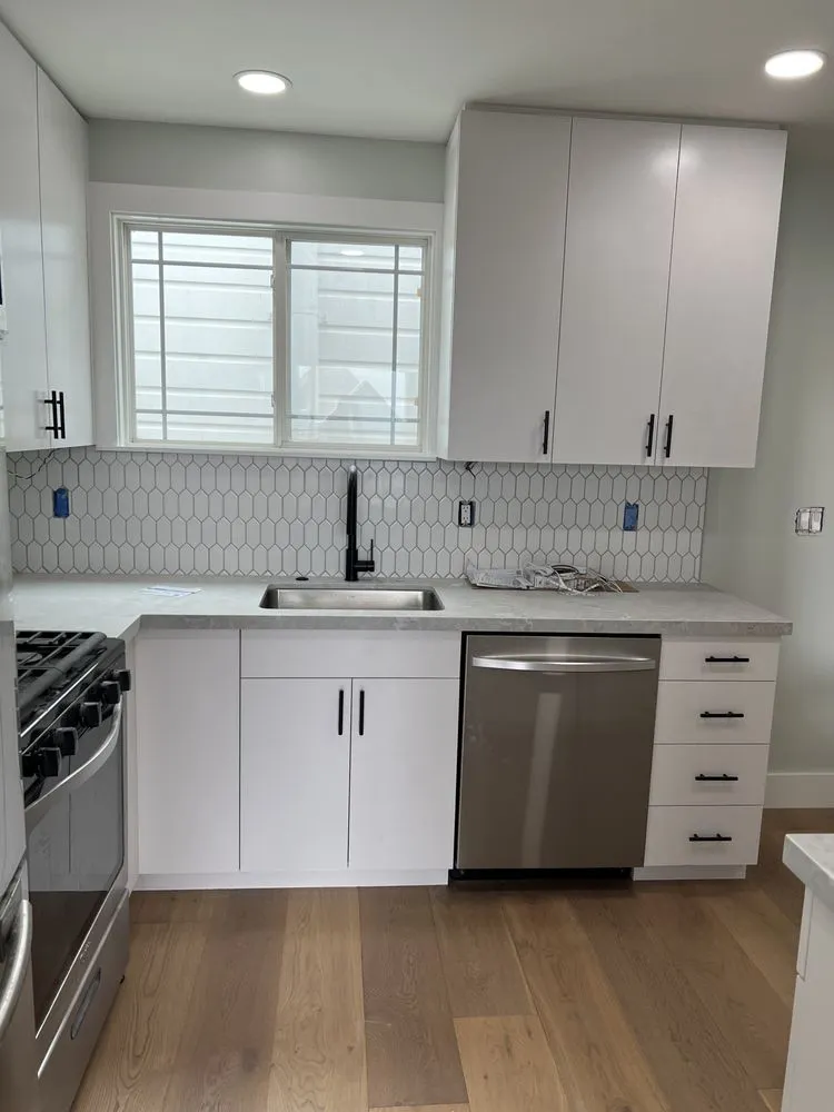 Slide of Lucas Handyman