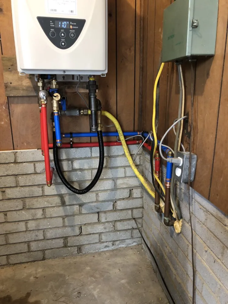 Slide of Lucas Plumbing