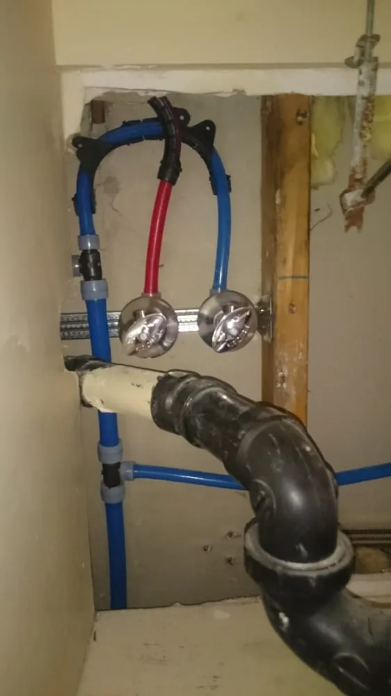 Slide of Lucas Plumbing