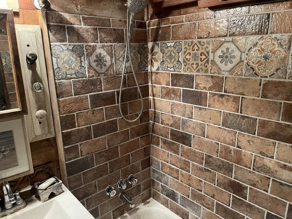 Slide of Lucke Handyman