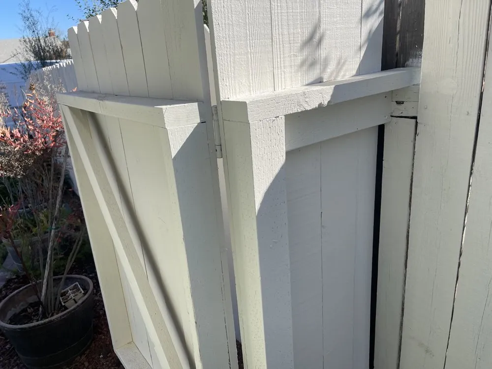 Slide of Lucke Handyman