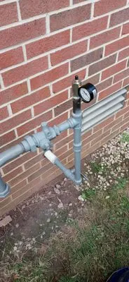 Lucky Clover - The Plumbing & Drain Experts Logo