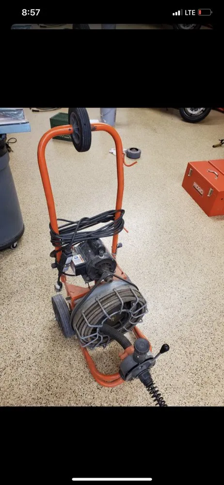 Slide of Lucky Duck Plumbing