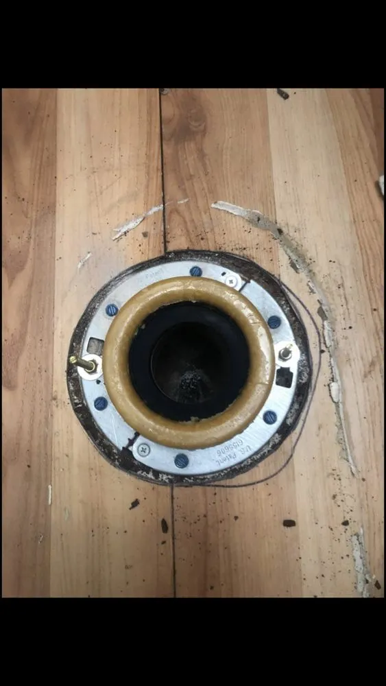 Slide of Lucky Duck Plumbing