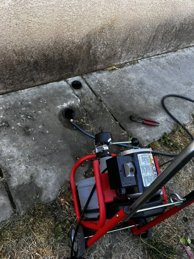 Slide of Lucky Plumbing and Rooter