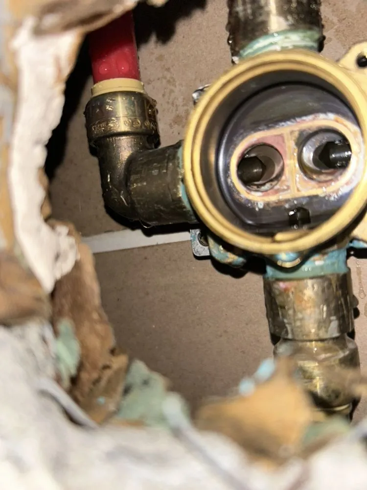 Slide of Lucky Plumbing and Rooter