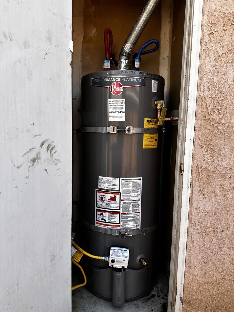 Slide of Lucky Plumbing and Rooter