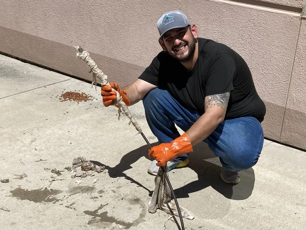 Slide of Lucky Plumbing and Rooter