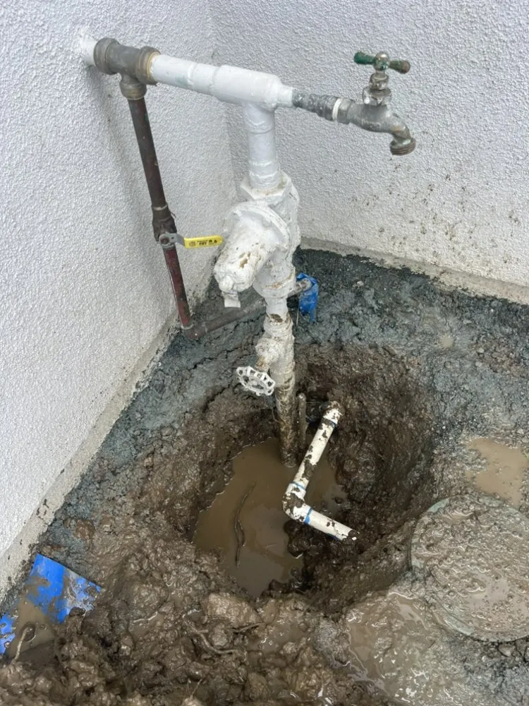 Slide of Lucky Rooter & Plumbing