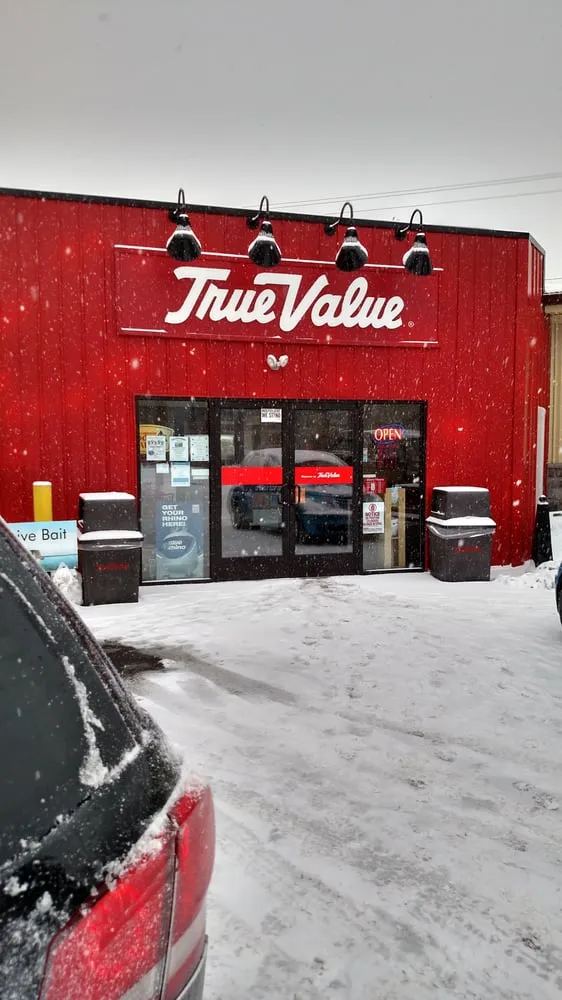 Slide of Luhrs True Value Hardware