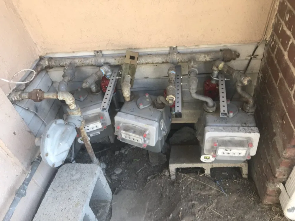 Professional water heater service in Los Angeles, CA by Luigi Plumbing, Heating & Air Mechanical