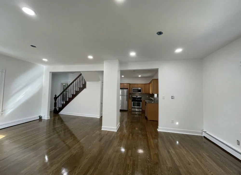 Slide of Luis Balan Construction