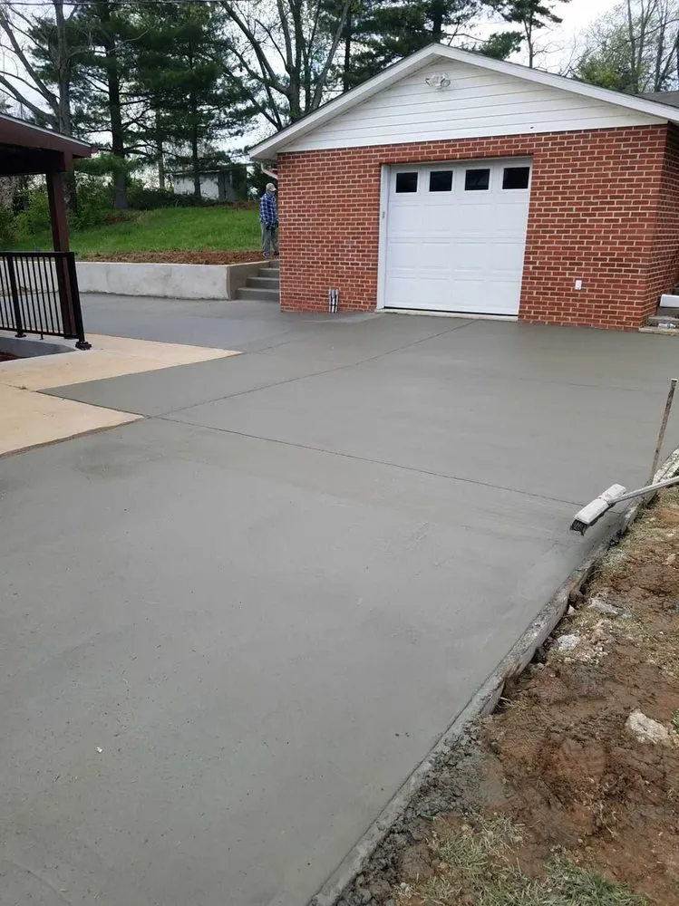 Slide of Luis Plumbing & Concrete Services