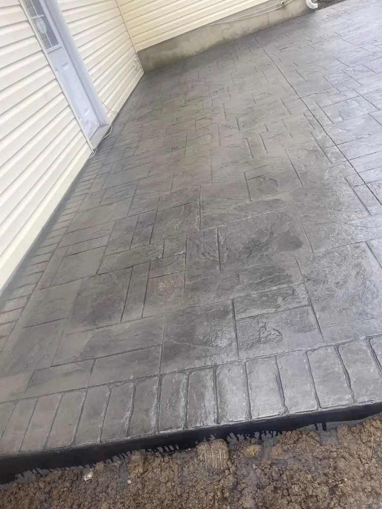 Slide of Luis Plumbing & Concrete Services