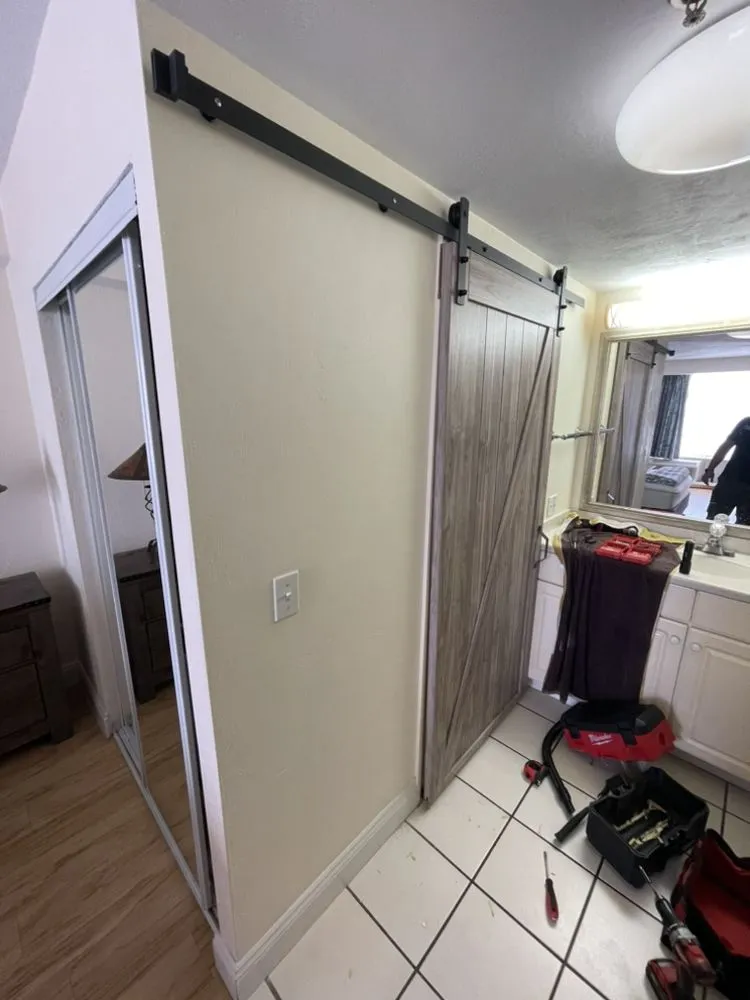 Slide of Luis Quintero