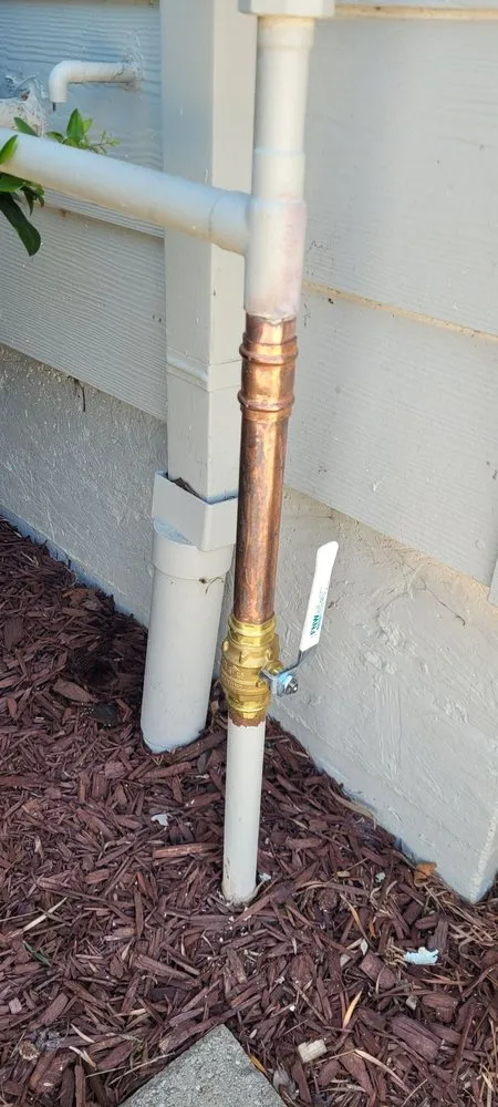 Emergency pipe repair experts serving Gilroy, CA - Lujan's Plumbing & Rooter