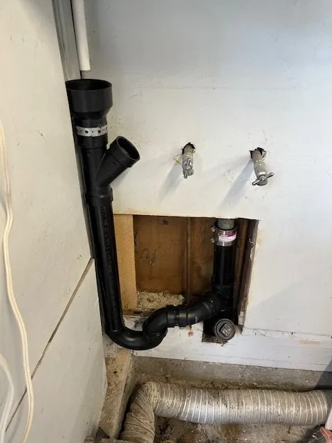 Expert water heater service in Gilroy, CA by Lujan's Plumbing & Rooter