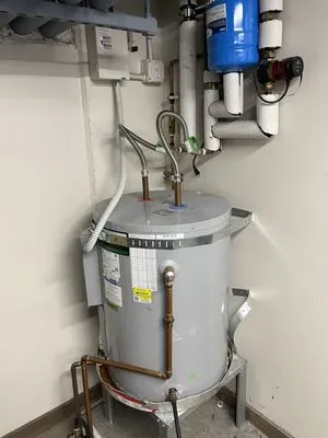 Lujan's Plumbing & Rooter