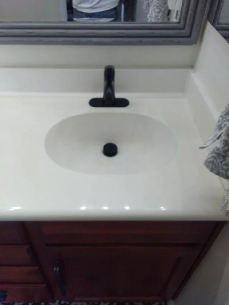 Slide of LunaVilla Maintenance And Services