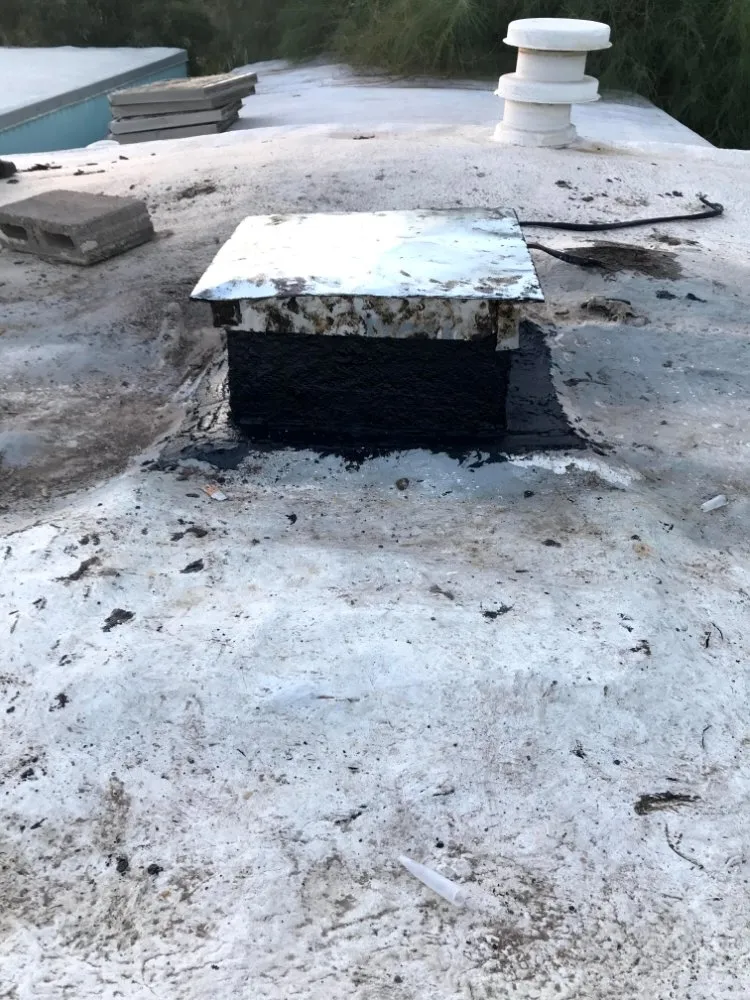 Slide of LunaVilla Maintenance And Services