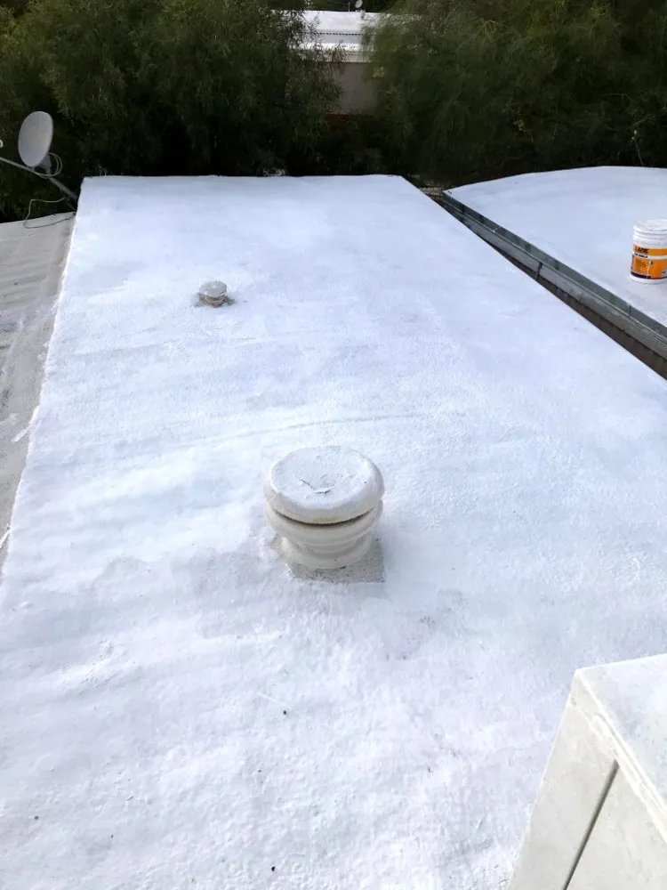 Slide of LunaVilla Maintenance And Services