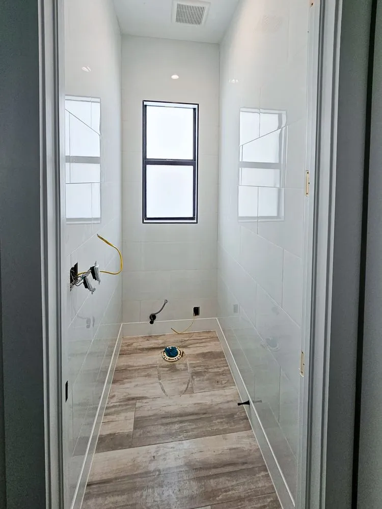 Slide of Lux Baltic Construction And Handy Man Services