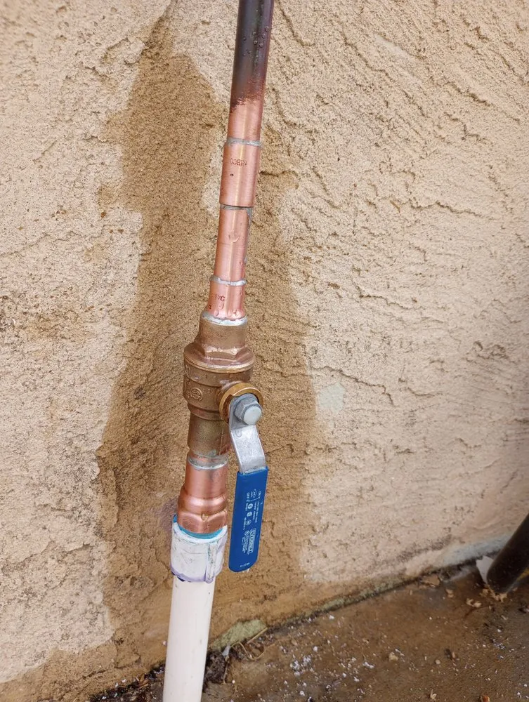 Slide of LW PRO PLUMBING