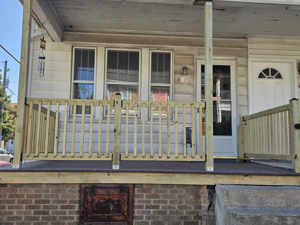 Slide of Lynn's Handyman Services