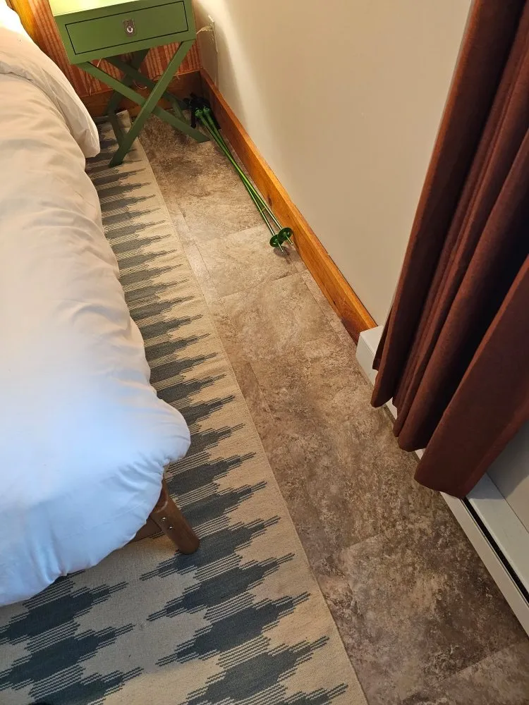 Slide of Lynn's Handyman Services