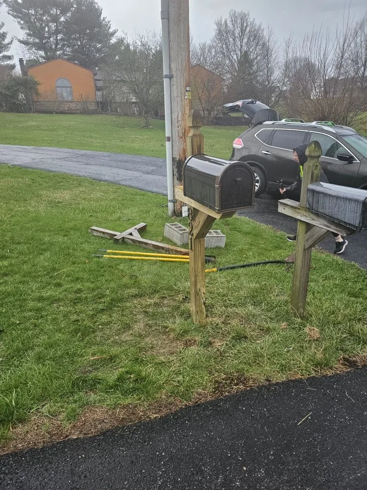 Slide of Lynn's Handyman Services