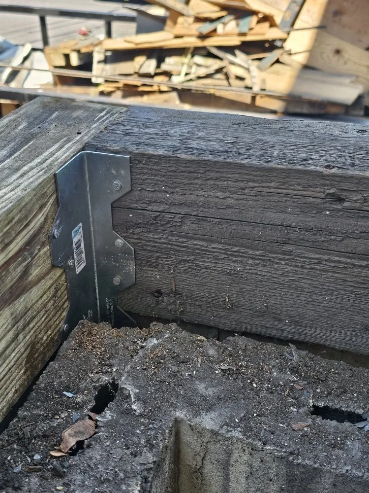 Slide of Lynn's Handyman Services