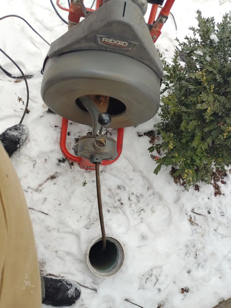 Slide of M & M Maintenance