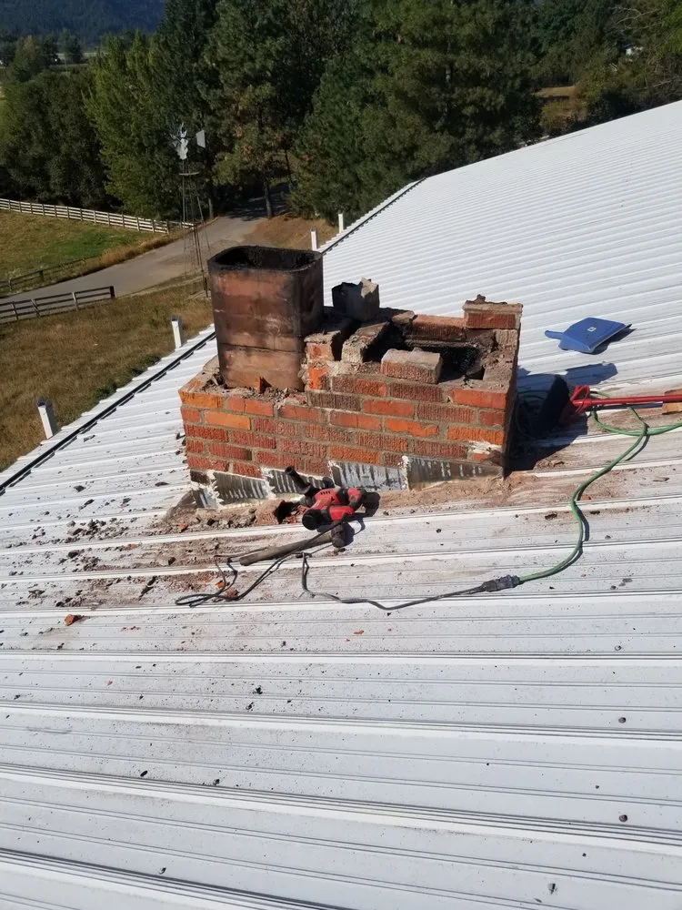 Slide of M & M Property Maintenance