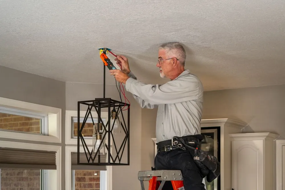 Slide of M and M Heating & Cooling, Plumbing & Electrical