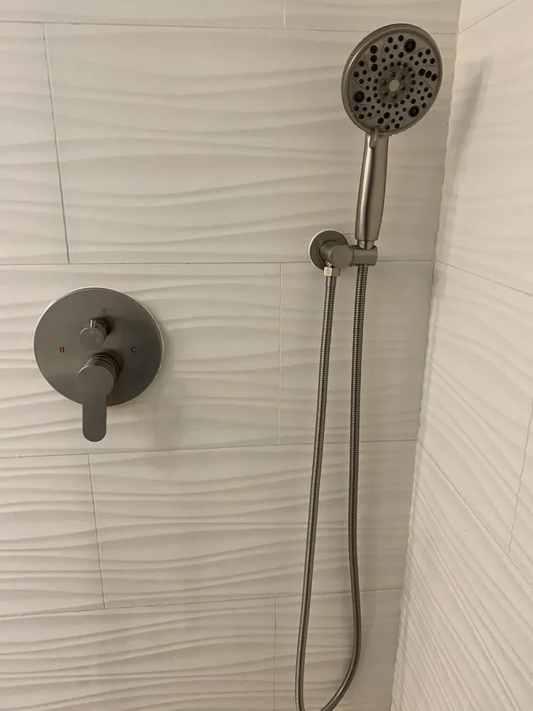 Top-rated water heater service experts serving Houston, TX - Machado Plumbing  