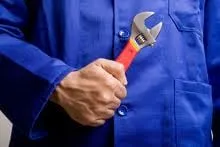 Slide of Machines & Small Engines Of Port Orchard