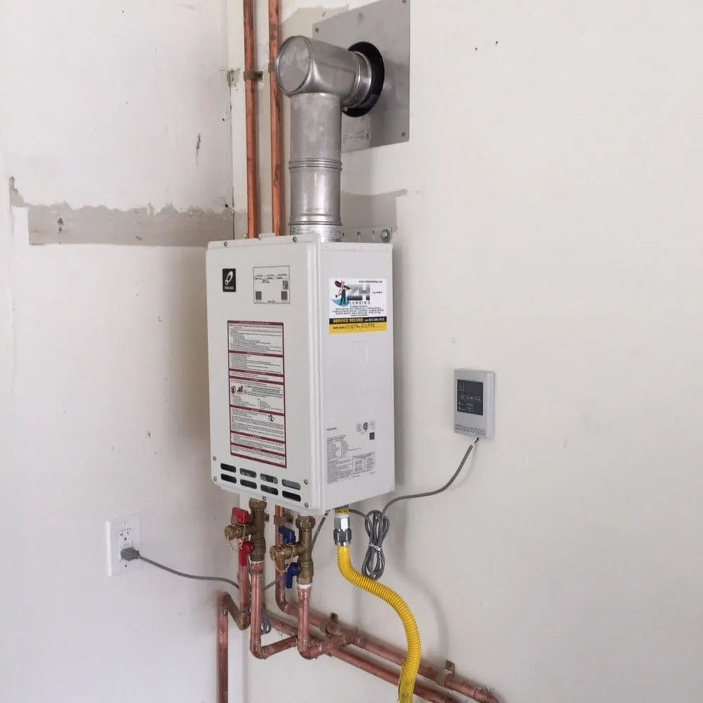 Emergency pipe repair in Long Beach, CA by Macias Plumbing & Rooter