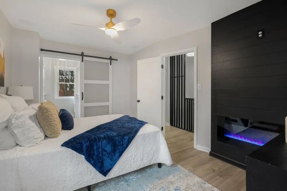 Slide of MACK Home Renovations