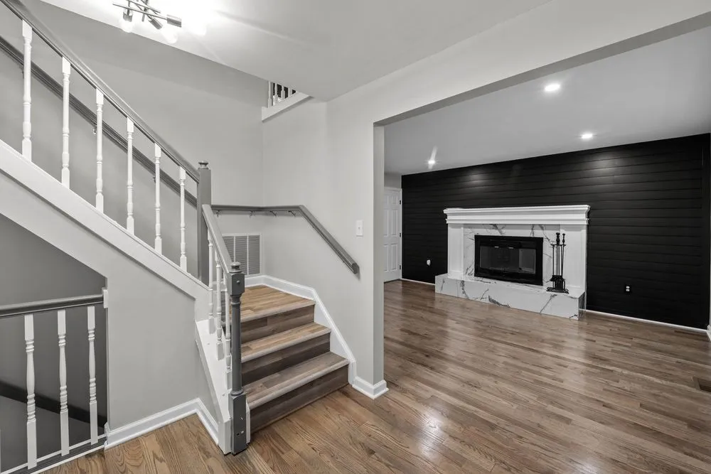 Slide of MACK Home Renovations