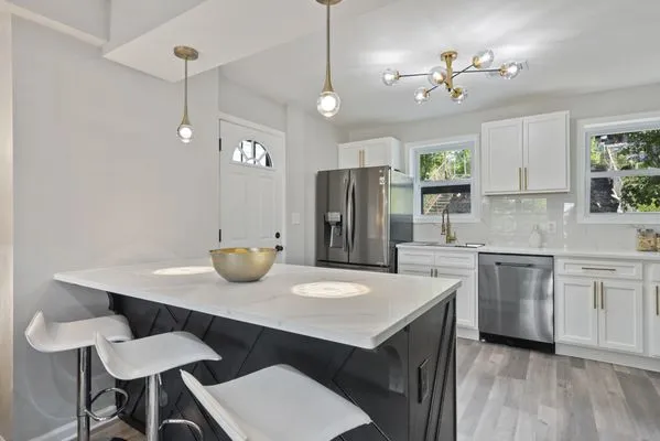 MACK Home Renovations Logo