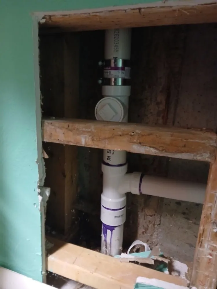 Slide of Mac's Plumbing Services