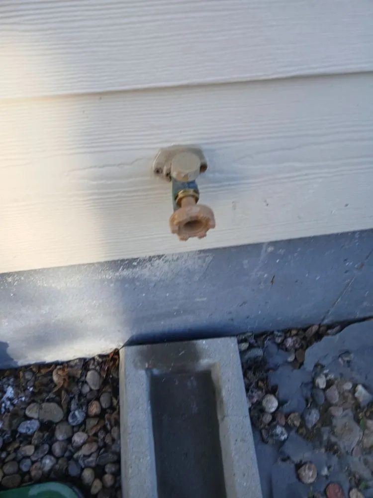 Slide of Mac's Plumbing Services