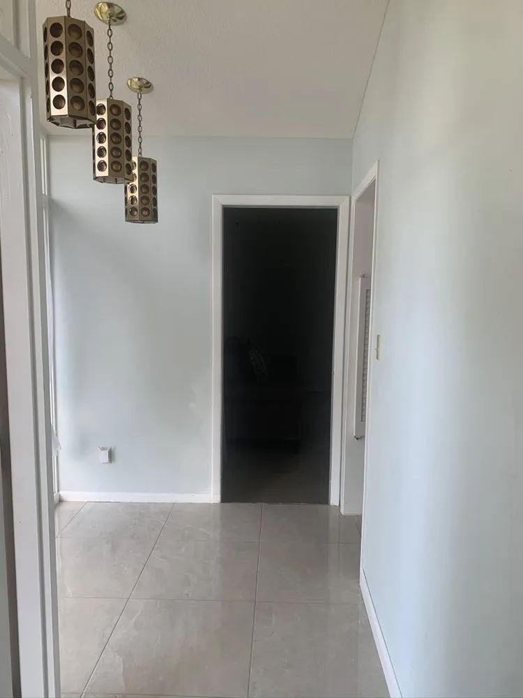 Slide of Madera fina