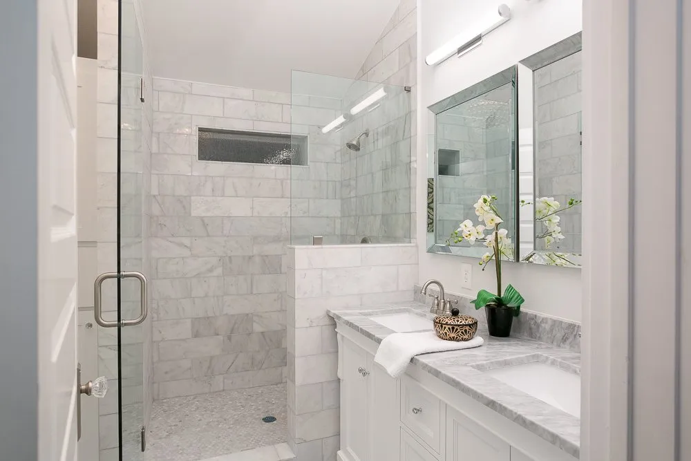 Slide of Mai Vu Plumbing