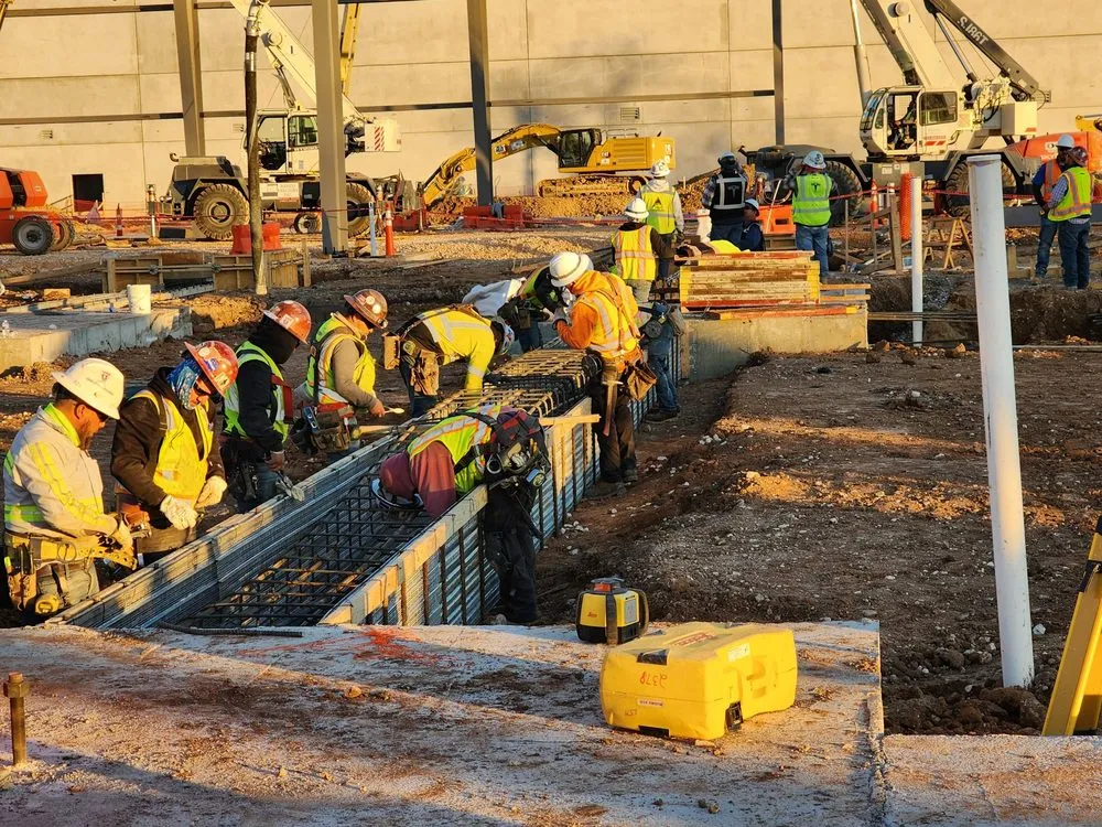 Slide of Mainline Services