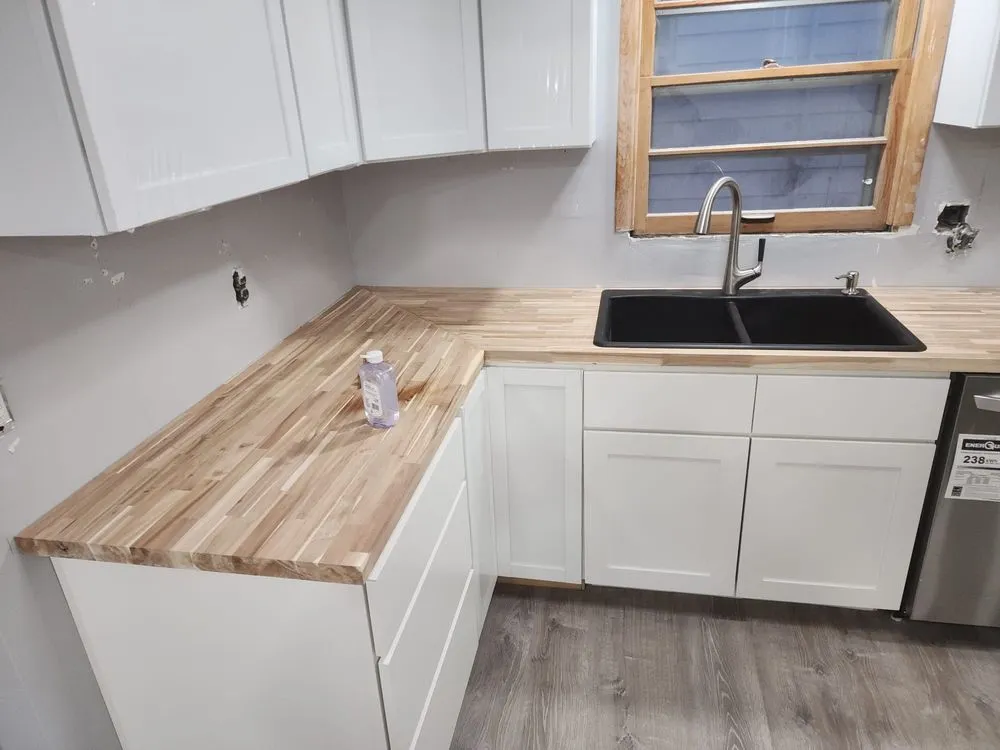 Slide of Maitland & Sons Construction