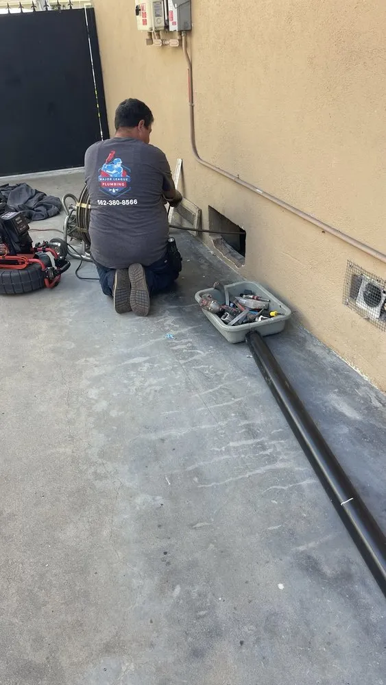 Reliable pipe repair experts serving Los Angeles, CA - Major League Plumbing