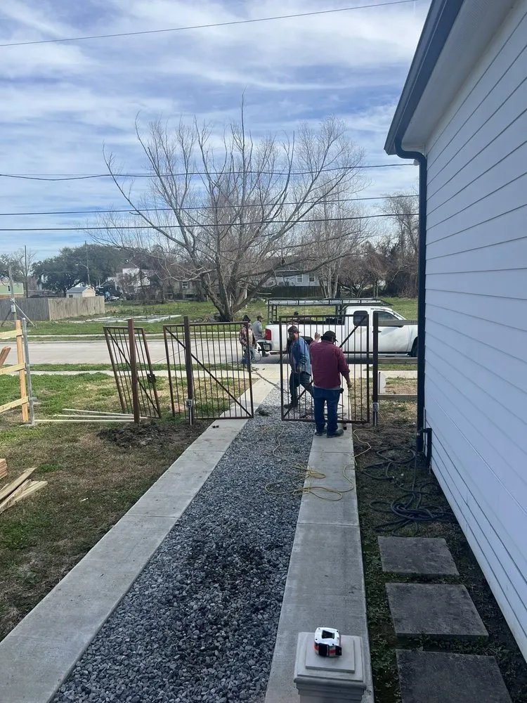 Slide of MAK Construction