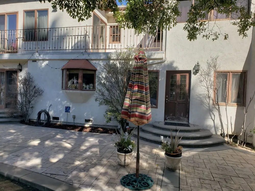 Slide of MAK Construction