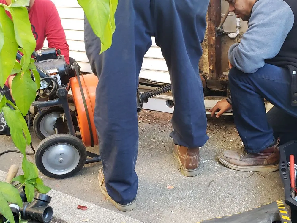 Slide of MAK Construction